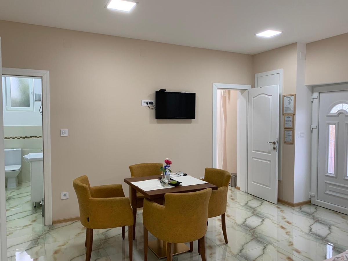 Appartement Lilly à Palić Extérieur photo